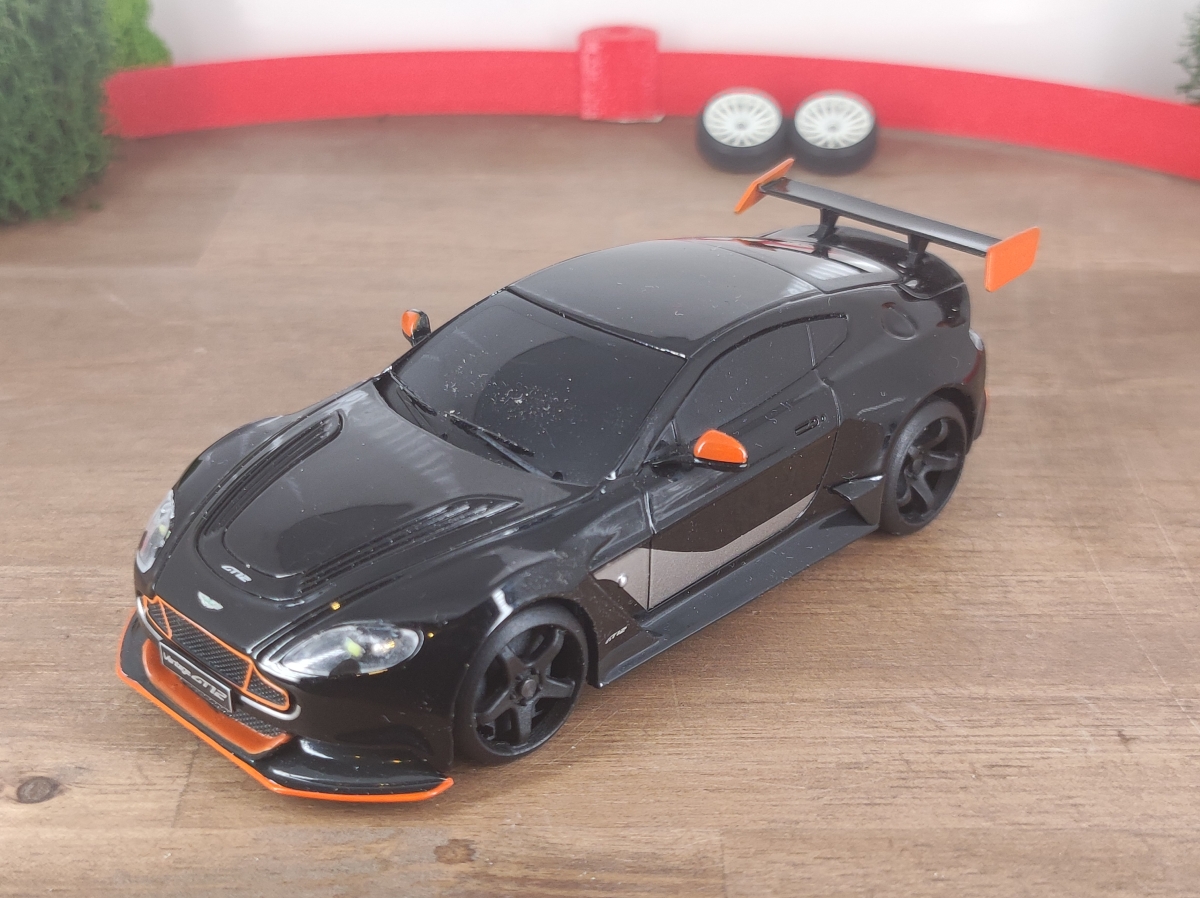 Umbauset - IXO - Aston Martin Vantage