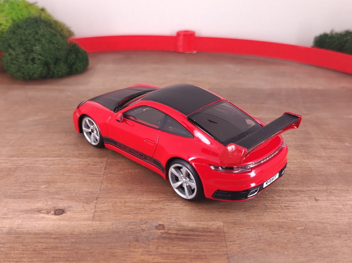 Dr!ft Racer - Porsche 911 Carrera 4S rot - #209